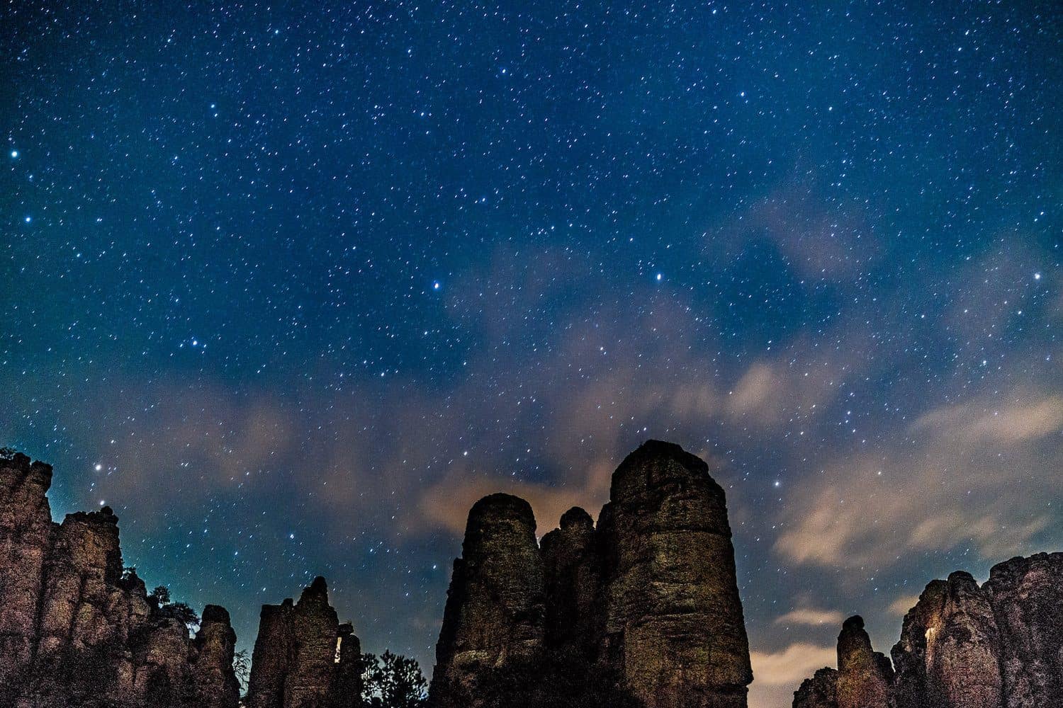 Night Sky Shot on Sony A6000 - Ricardo Braham via Flickr