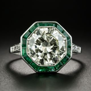Art Deco Style 3.18 Carat Diamond and Calibre Emerald Ring - GIA O/P VVS2 - 3