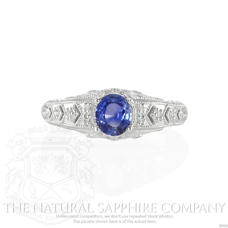 oval-blue-sapphire-estate-ring-0.82-Ct-2